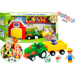 * 3188 TRAKTOR Z PRZYCZEPĄ ZE ŚWIATŁEM FARMA STODOŁA FIGURKI ZWIERZĄTKA