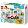 10447 KLOCKI LEGO DUPLO KARETKA Z KIEROWCĄ