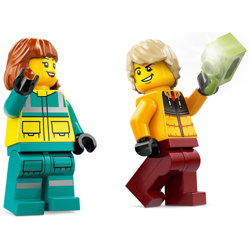 60403 KLOCKI LEGO CITY KARETKA I SNOWBOARDZISTA
