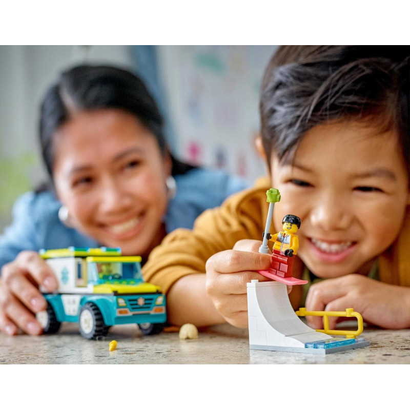 60403 KLOCKI LEGO CITY KARETKA I SNOWBOARDZISTA