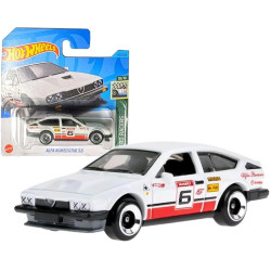 0227 METALOWY SAMOCHODZIK HOT WHEELS ALFA ROMEO GTV6 3.0 RETRO RACERS 185/250