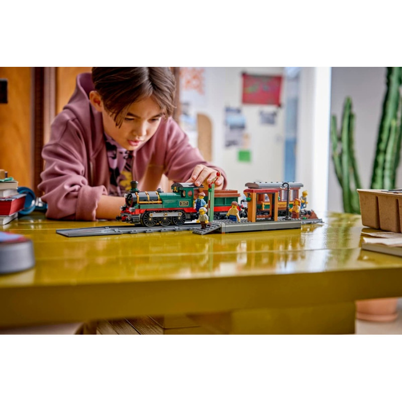 60511 Klocki Lego City Retro pociąg z lokomotywą parową 575 elementów