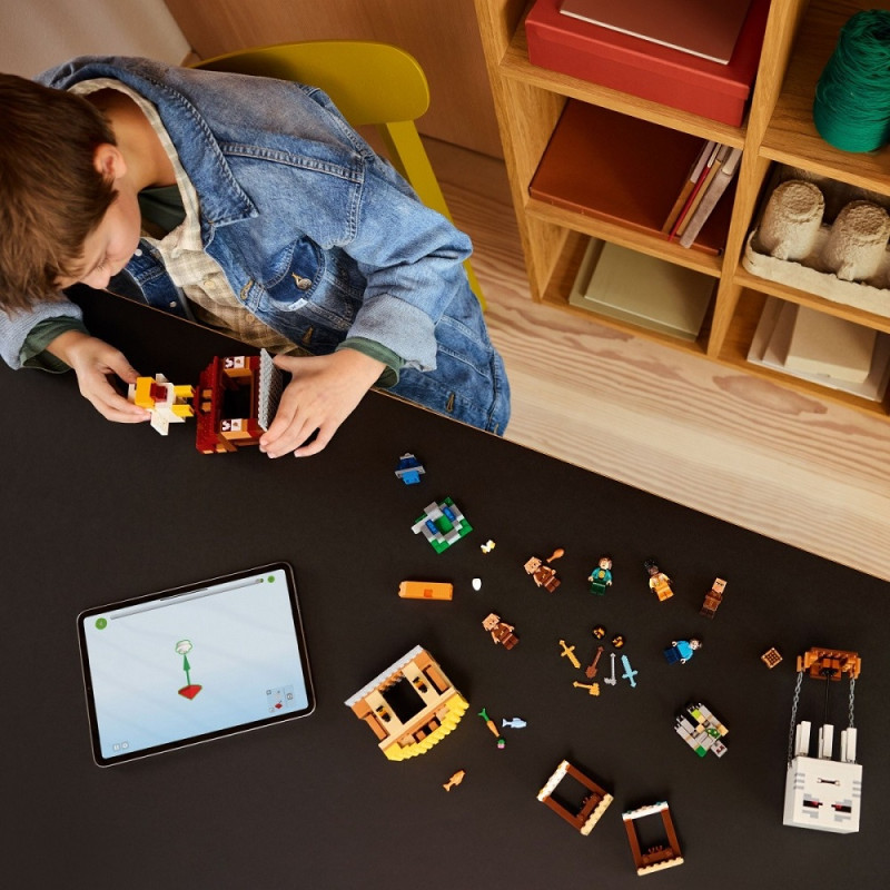 21273 LEGO Klocki Minecraft Atak balonowego Ghasta na wioskę 